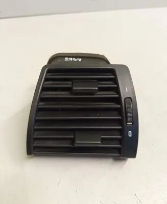 BMW X5 E53 Dashboard side air vent grill/cover trim 8402215