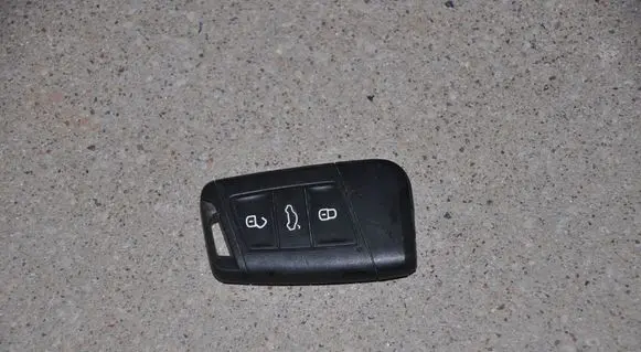 Skoda Superb B8 (3V) Ignition key/card 