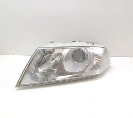 Skoda Octavia Mk2 (1Z) Headlight/headlamp 1Z1941015A VP4SHX13006BAG
