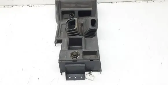 Mitsubishi Pajero Center console MB917827