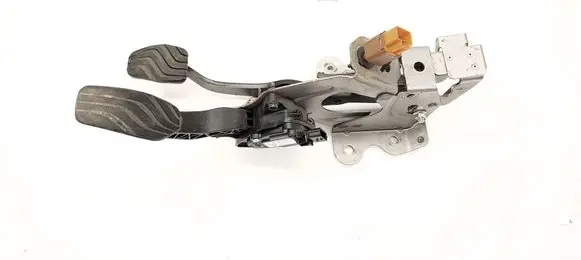 Nissan X-Trail T32 Pedal assembly 18002DF30B