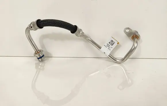 BMW i5 G60 Coolant pipe/hose 8489593