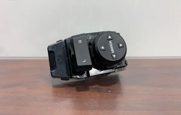 Hyundai Ioniq Wing mirror switch 93530G2510 299163498