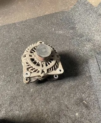 Nissan Qashqai Generator/alternator 23100JD71A 2310000Q3F 2310000Q5B