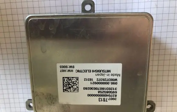 Opel Grandland X Air suspension control unit module (rear) W003t26372 39077813 695085258