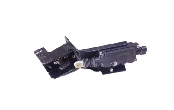 Citroen C5 Tailgate exterior lock 3181D1334250
