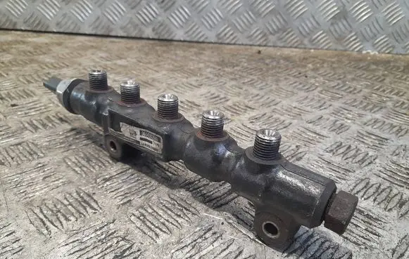 Volvo V50 Fuel main line pipe 9654592680