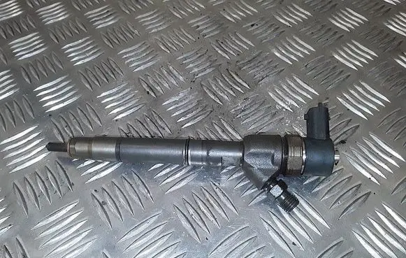 KIA Optima Fuel injector 338002a800 0445110411