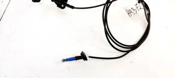 Engine bonnet (hood) release handle