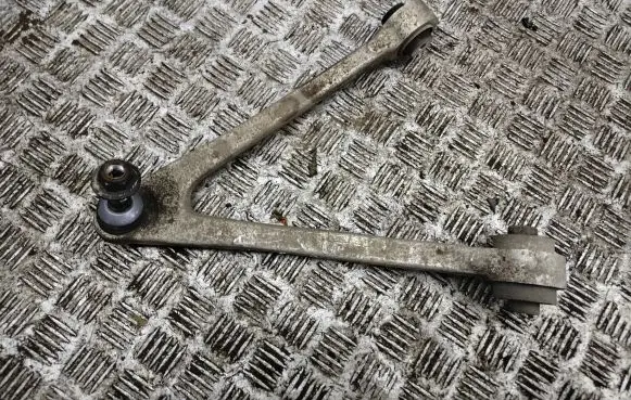 BMW i3 Front lower control arm/wishbone