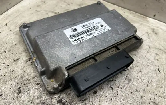 Volkswagen Touareg I Transfer box differential control unit 0AD927755BE