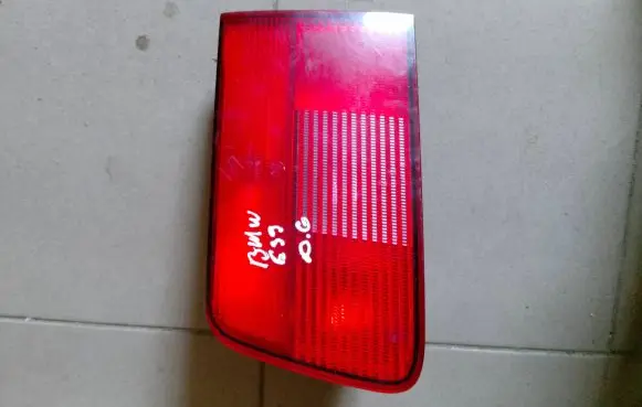 BMW 5 E39 Tailgate rear/tail lights 8361674