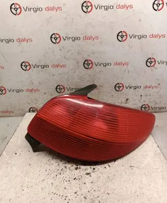 Peugeot 206 Rear/tail lights E27203