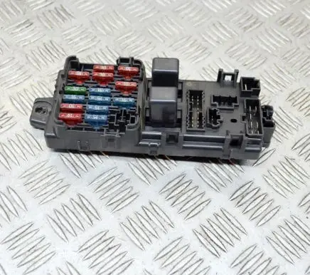 Dodge Stealth Fuse module 20254403