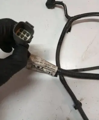 Volvo V50 Parking sensor (PDC) wiring loom 8678029
