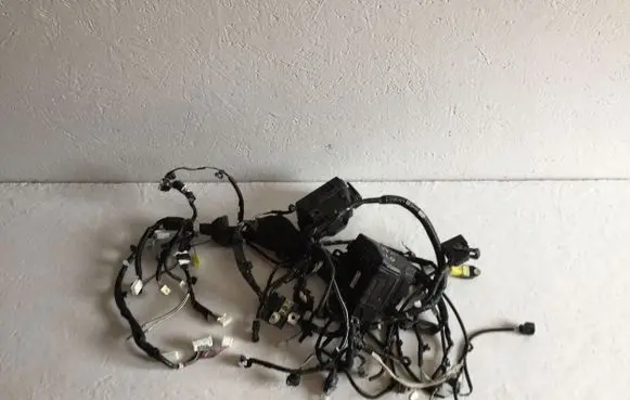 Toyota Yaris EUR ISO radio connector 765000D111