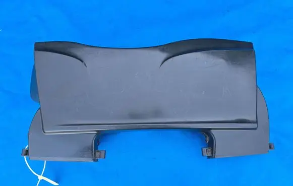 BMW 1 E82 E88 Air intake duct part 7799371