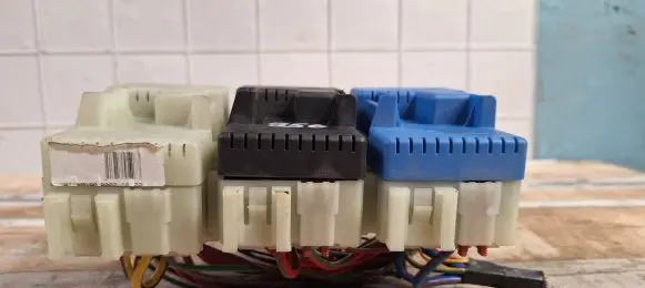 Volvo S80 Fuse box set 6G9T14K131AA K067N