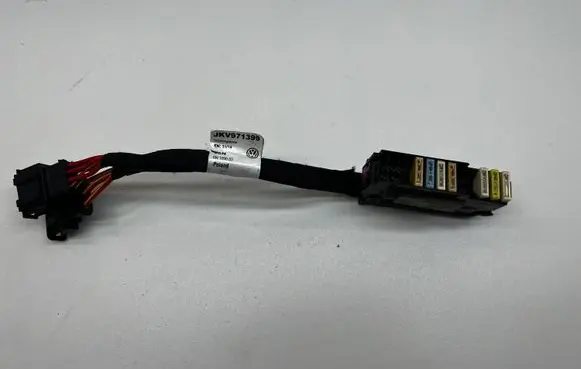 Volkswagen Touran II Relay mounting block JKV971399 3114 BN109003