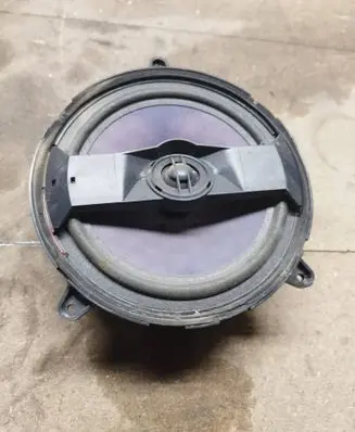 Audi A3 S3 8L Front door speaker 8D9035412B