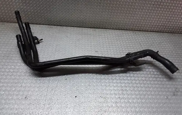 Audi A6 S6 C6 4F Engine coolant pipe/hose