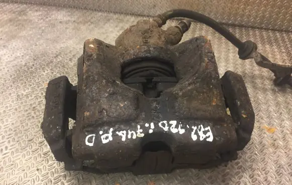 BMW 1 E81 E87 Front brake caliper