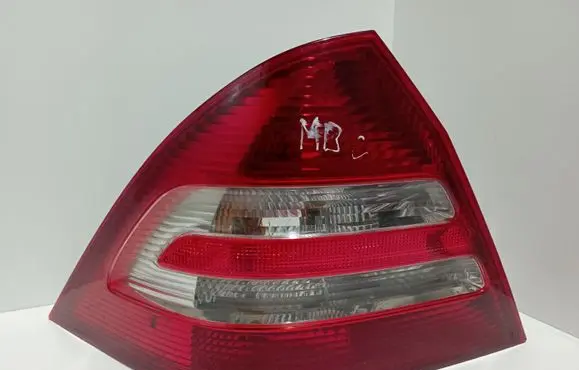 Mercedes-Benz C W203 Rear/tail lights UL03312