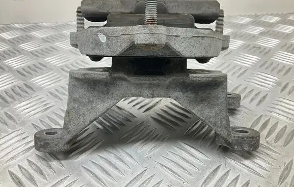 Audi A5 Sportback 8TA Gearbox mount 8K0399115T 8K0399151