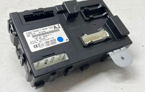 Nissan Navara D23 Comfort/convenience module 284B14KJ1A H1G21782