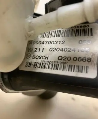 Mercedes-Benz E W211 Master brake cylinder 0204024105 W004300312