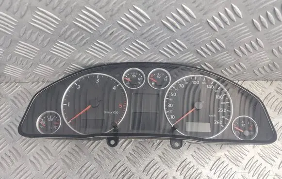 Audi A6 S6 C5 4B Speedometer (instrument cluster) 4B0920900Q