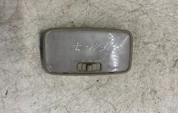 Lexus RX 330 - 350 - 400H Front seat light