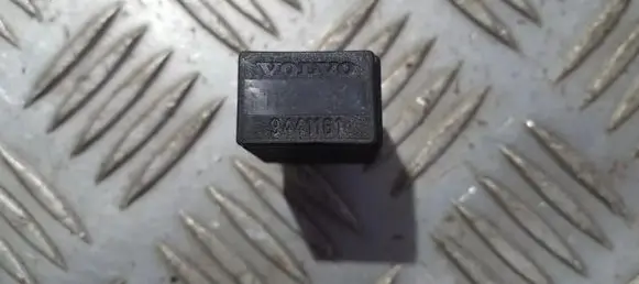 Volvo V70 Other relay 9441161 4rd00781400