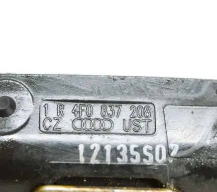 Audi A6 S6 C6 4F Rear door exterior handle 4F0837208