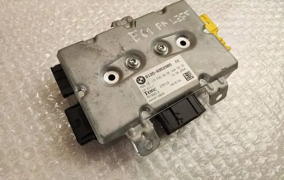 BMW 5 E60 E61 Door control unit/module 6952985 61356952985