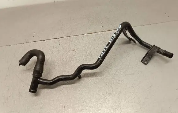 Engine coolant pipe/hose