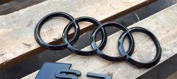 Audi A7 S7 4G Manufacturers badge/model letters 