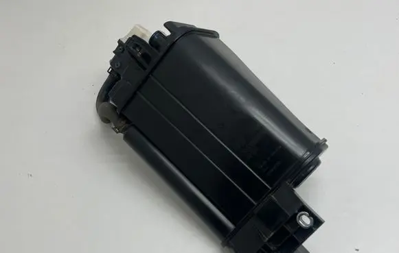 Audi Q3 F3 Active carbon filter fuel vapour canister 5C0906621 30F196