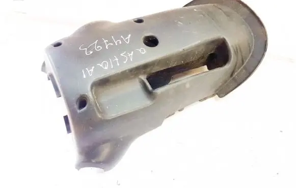 Nissan Qashqai+2 Steering wheel column trim