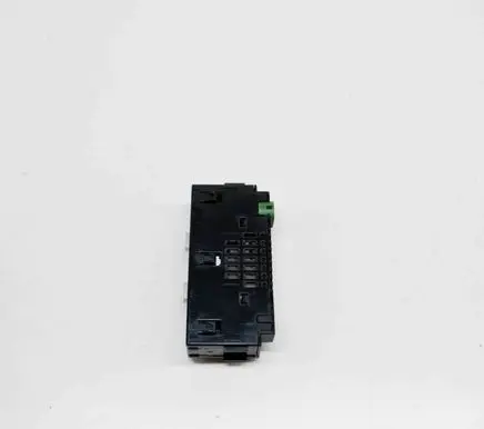 Skoda Kamiq USB socket connector 657035736