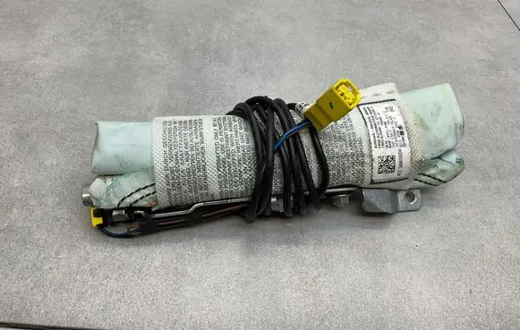 Audi A1 Seat airbag 8X3880242C