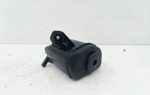 BMW 7 F01 F02 F03 F04 Power steering fluid tank/reservoir 324167762 106172