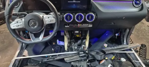 Mercedes-Benz EQA Dashboard H243