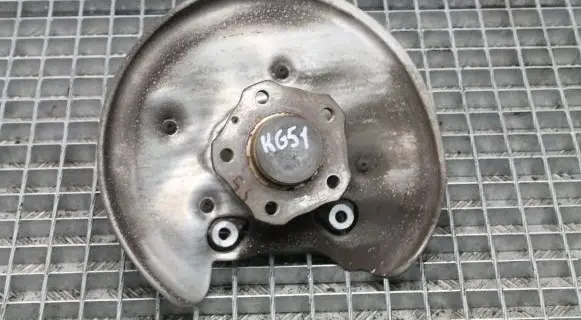 Audi A4 S4 B9 8W Rear wheel hub 8W0505431P