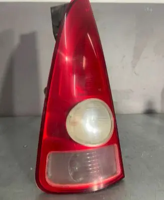 Renault Espace III Rear/tail lights 8200027153