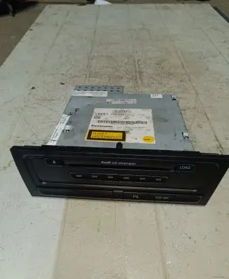 Audi A5 8T 8F CD/DVD changer 8T2035110C