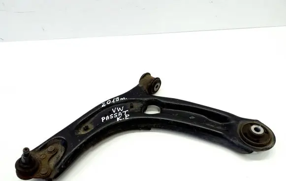 Volkswagen PASSAT B8 Front lower control arm/wishbone