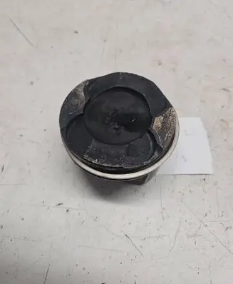 BMW 5 GT F07 Piston 084220