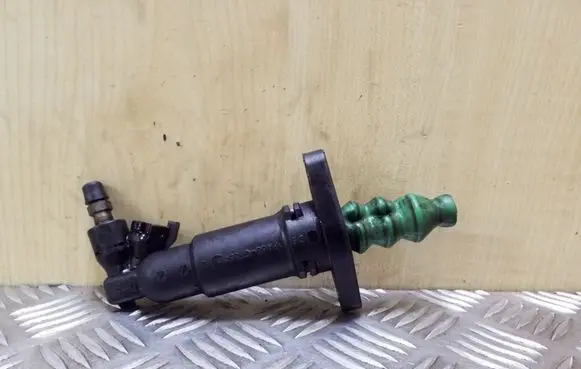 Audi A3 S3 8L Clutch slave cylinder 1J0721261D