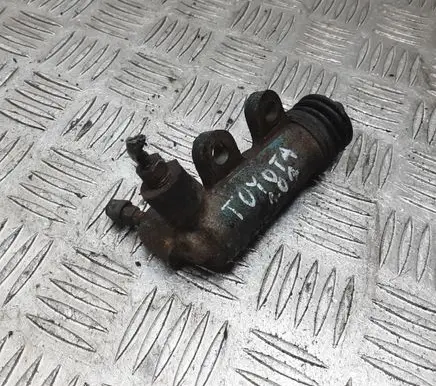 Toyota Yaris Other engine bay part